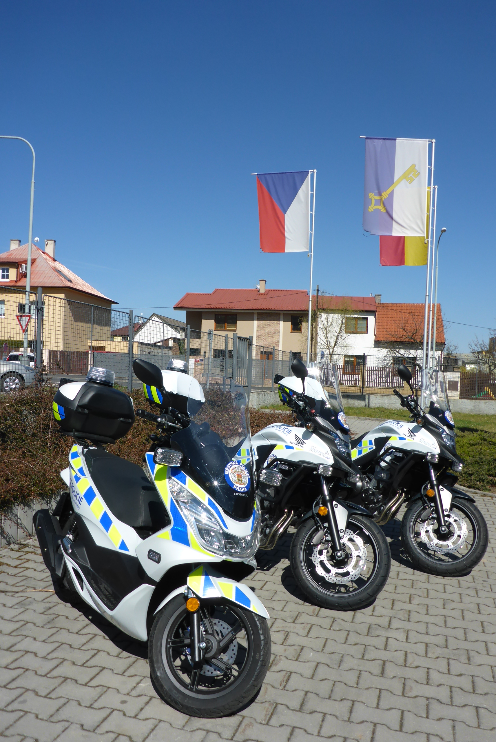 Bezpečnější Jižní Město: strážníci dostali nové motocykly